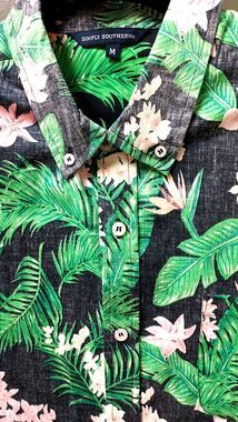 Simply Southern Men’s M Shirt NWT Tropical Bird of Paradise Floral Stretch Navy